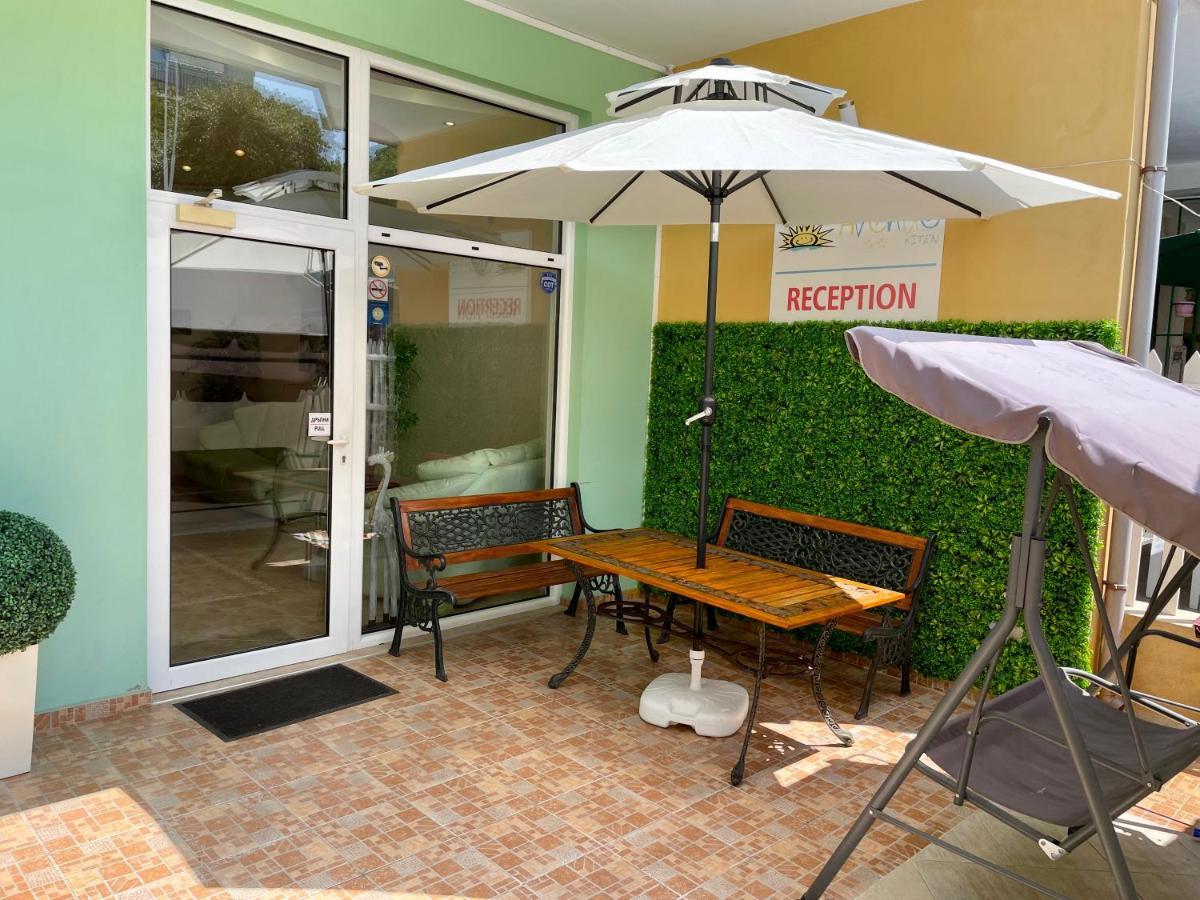 Family Hotel Avenue Китен Экстерьер фото