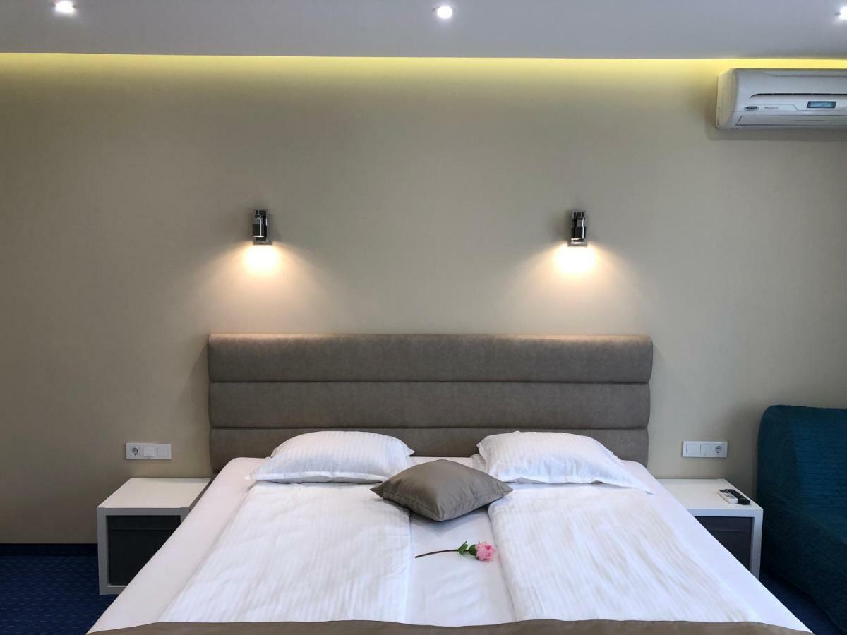Family Hotel Avenue Китен Экстерьер фото
