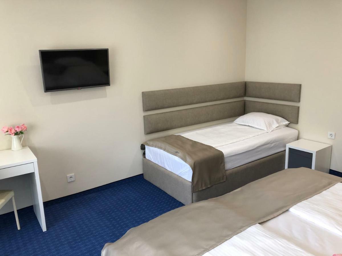 Family Hotel Avenue Китен Экстерьер фото