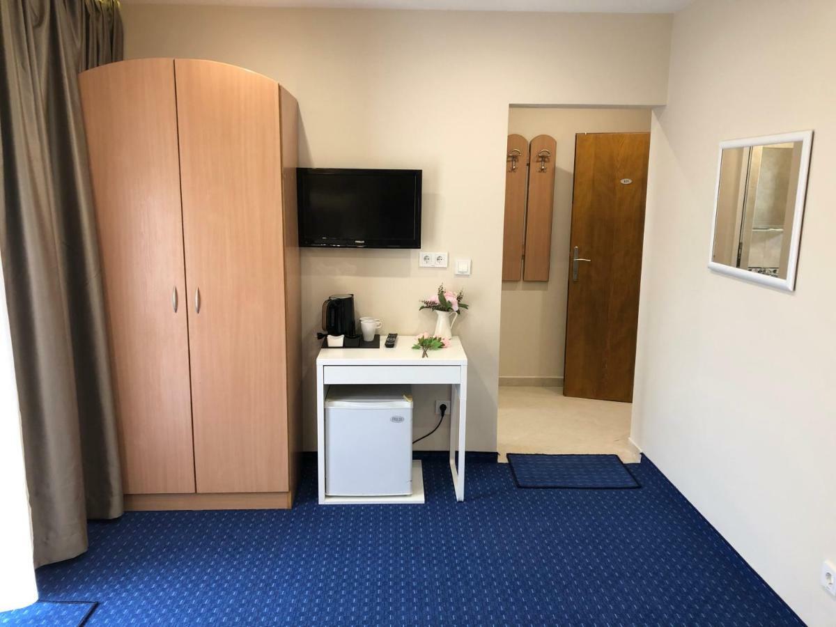 Family Hotel Avenue Китен Экстерьер фото